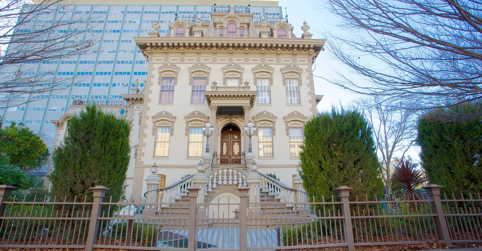 Leland Stanford Mansion